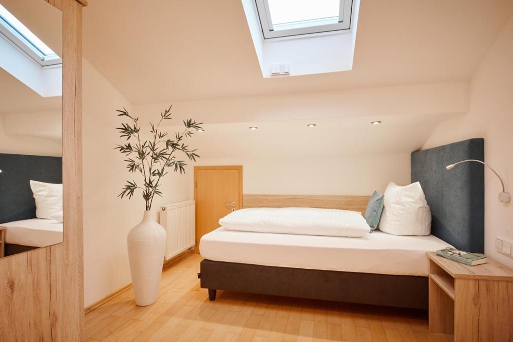 Hotel Seeblick & Ferienwohnung Bad Endorf Exteriér fotografie